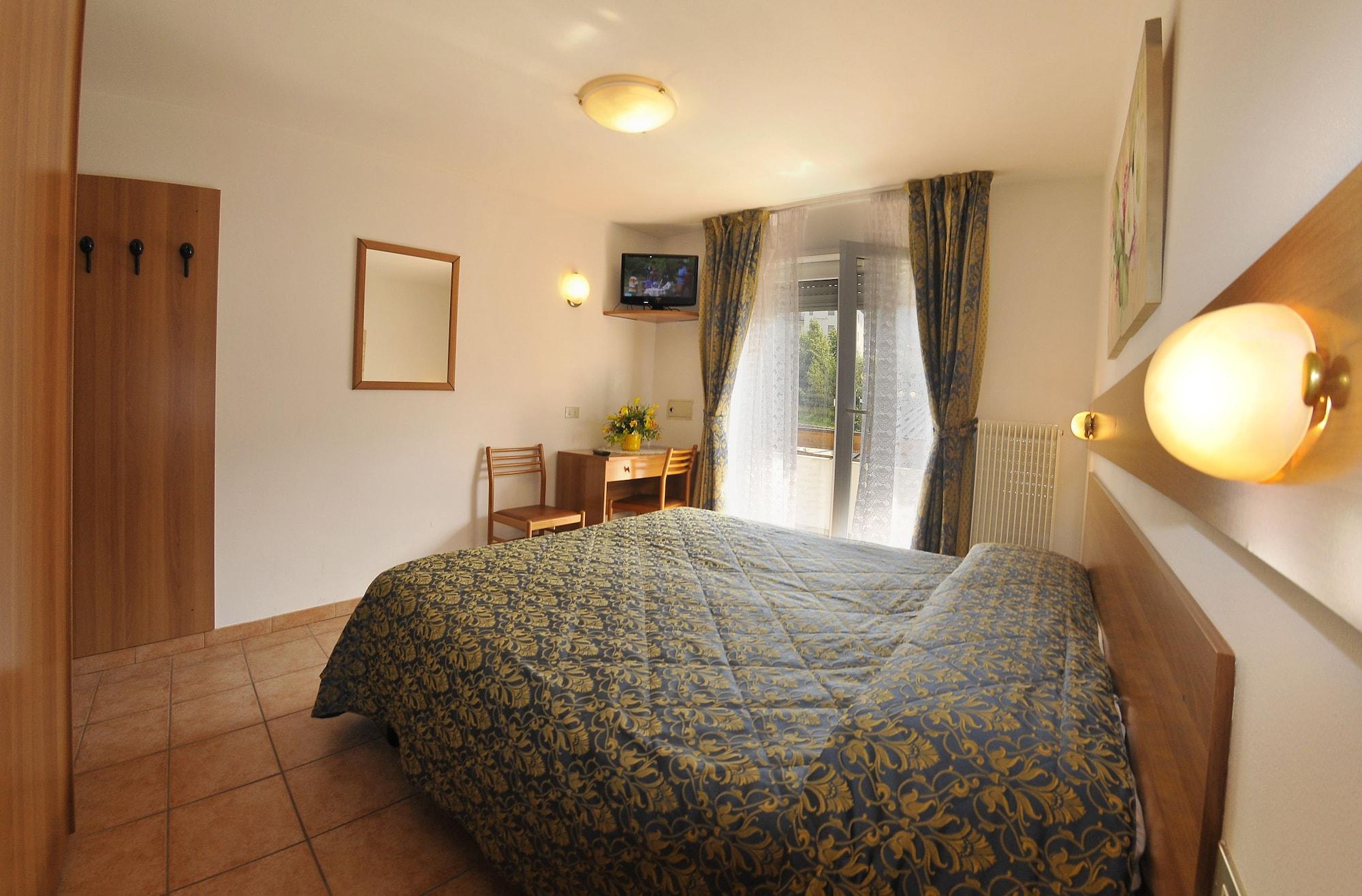 Hotel Alpen Andalo Extérieur photo