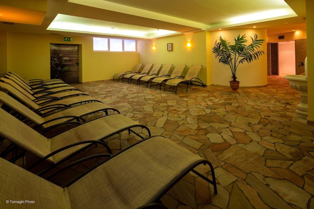 Hotel Alpen Andalo Extérieur photo